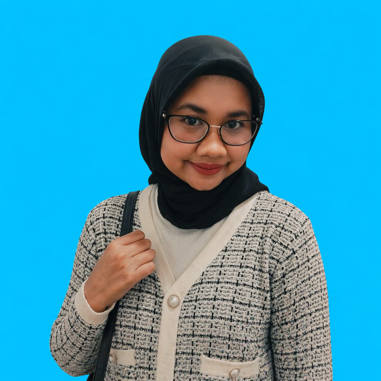 Nur Kumala Sari, S.Par